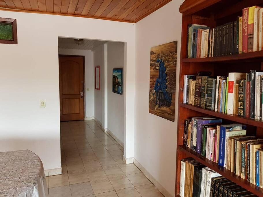 Appartement Iguazu House à Puerto Iguazú Extérieur photo